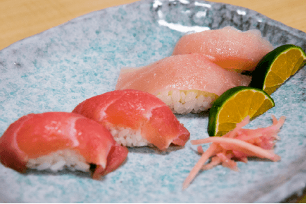 Tuna Sushi ：Photo